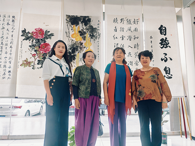 翰墨颂盛世 丹青迎华诞兰山老年书画研究会教育分会国庆书画展开幕 第 15 张